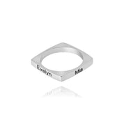Bague carrée à quatre prénoms